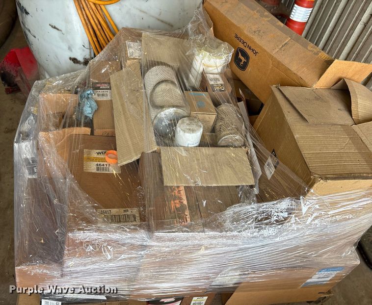 image for item DY0771 (2) pallets of automotive filters