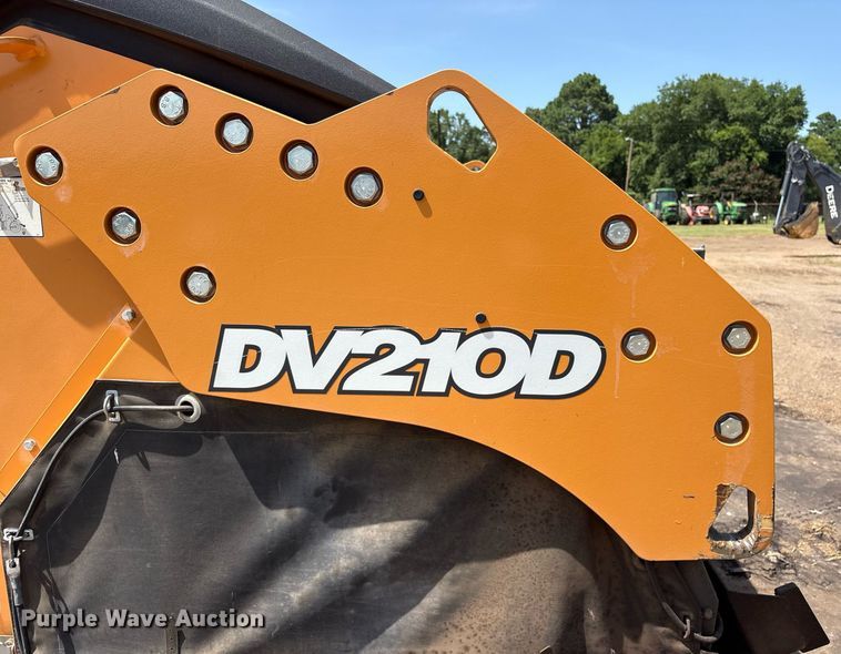 image for item DY0776 2019 Case DV210CD combination roller