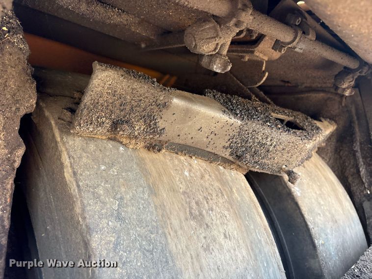 image for item DY0776 2019 Case DV210CD combination roller