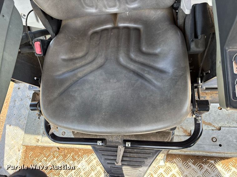 image for item DY0776 2019 Case DV210CD combination roller