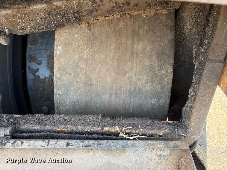 image for item DY0776 2019 Case DV210CD combination roller