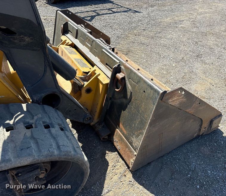 image for item DY0813 2020 John Deere 333G tracked skid steer loader