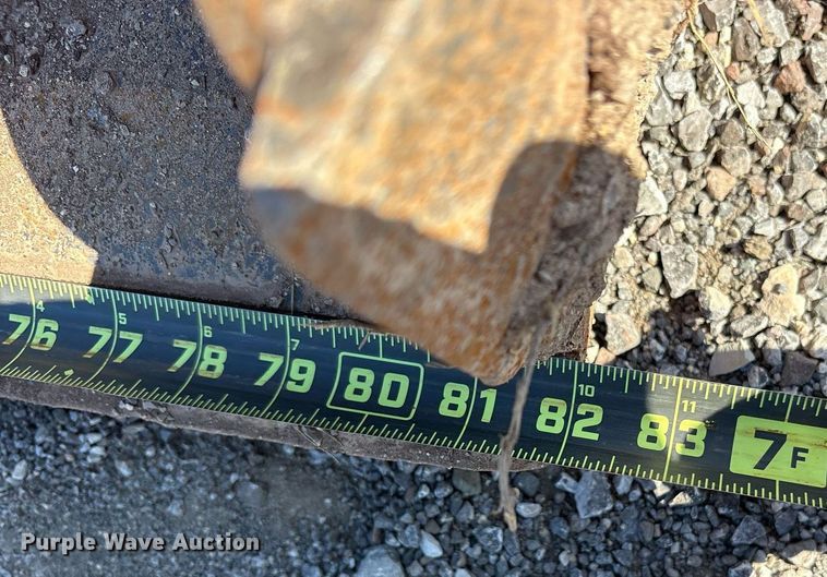 image for item DY0813 2020 John Deere 333G tracked skid steer loader