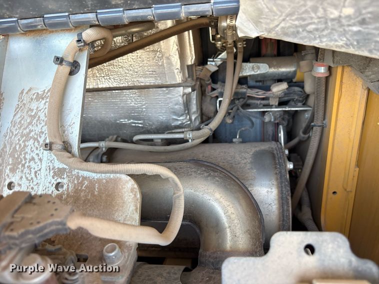 image for item DY0813 2020 John Deere 333G tracked skid steer loader