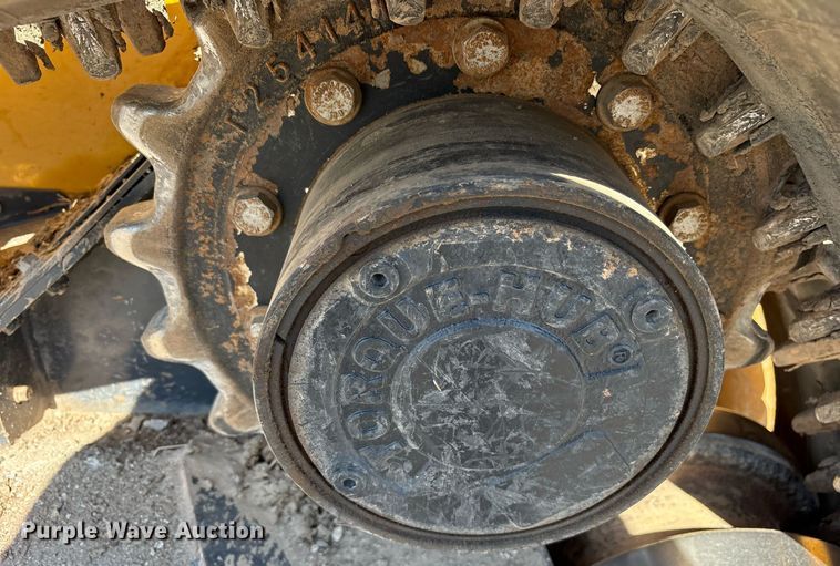 image for item DY0813 2020 John Deere 333G tracked skid steer loader