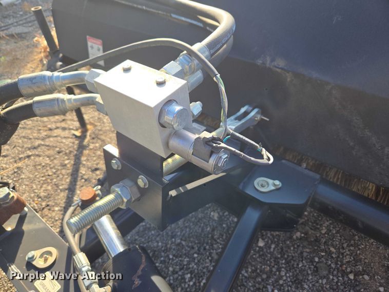 image for item DY0815 John Deere BA84 skid steer broom