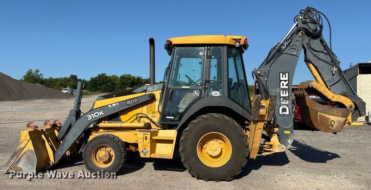 image for item DY0816 2013 John Deere 310K backhoe