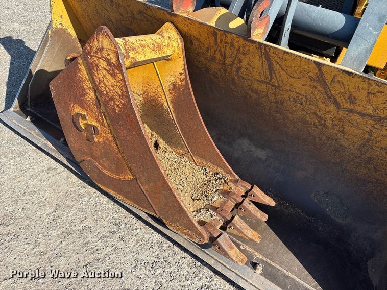 image for item DY0816 2013 John Deere 310K backhoe