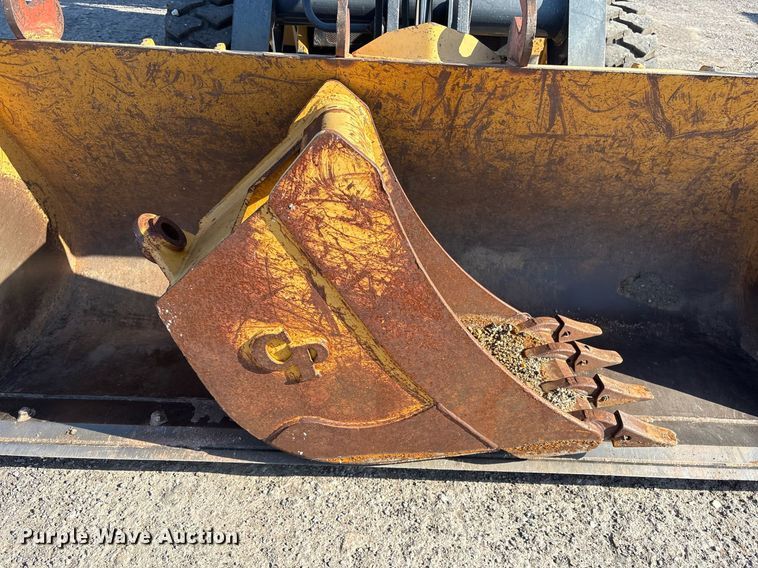 image for item DY0816 2013 John Deere 310K backhoe