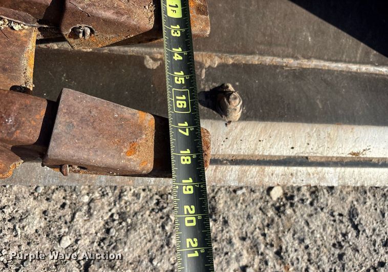 image for item DY0816 2013 John Deere 310K backhoe