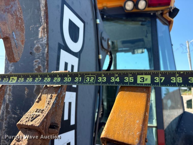 image for item DY0816 2013 John Deere 310K backhoe