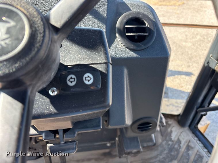 image for item DY0816 2013 John Deere 310K backhoe