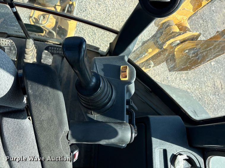 image for item DY0816 2013 John Deere 310K backhoe