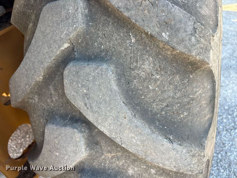 image for item DY0816 2013 John Deere 310K backhoe