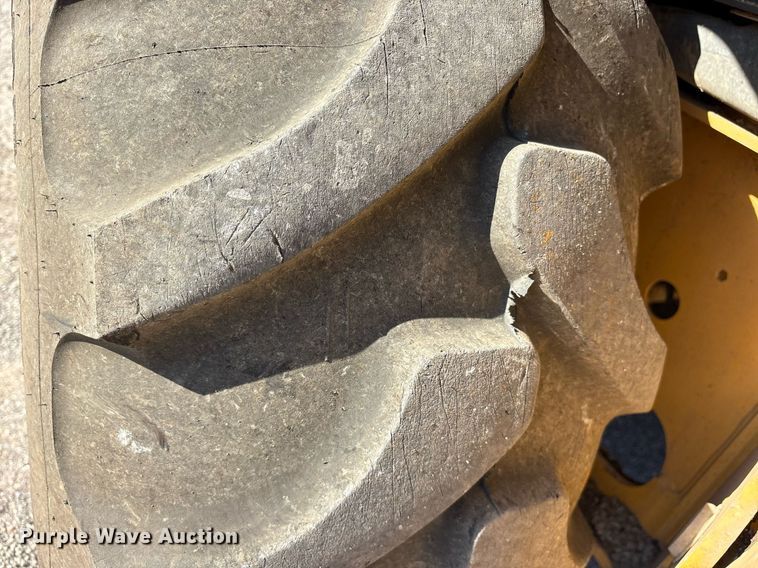 image for item DY0816 2013 John Deere 310K backhoe