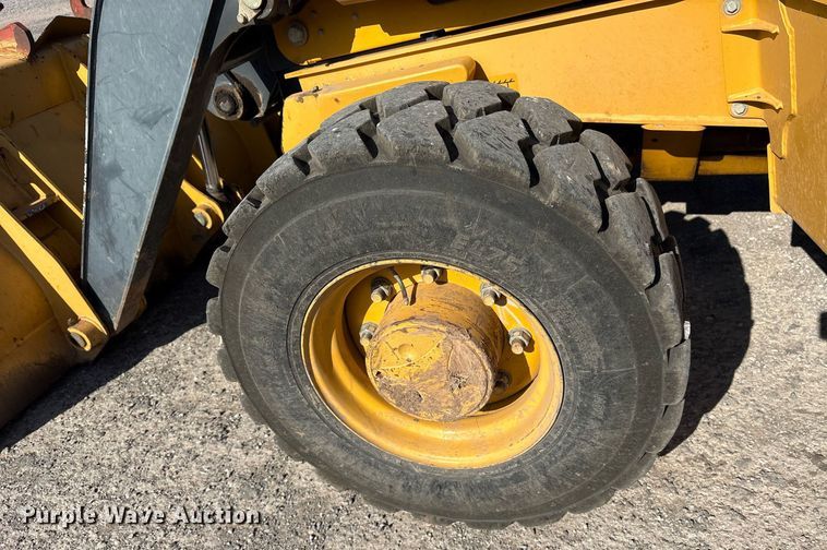 image for item DY0816 2013 John Deere 310K backhoe