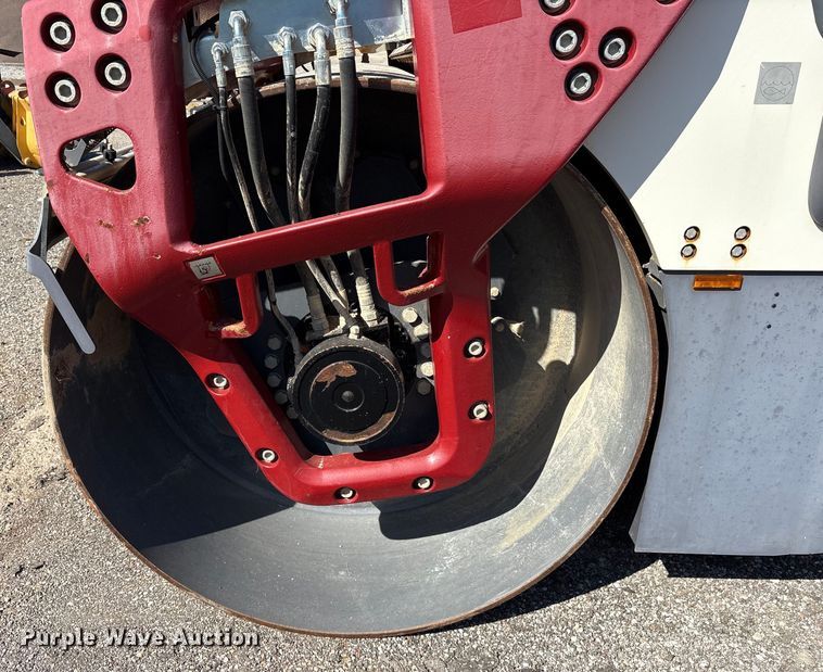 image for item DY0817 Dynapac CC5200 VI double drum vibratory roller