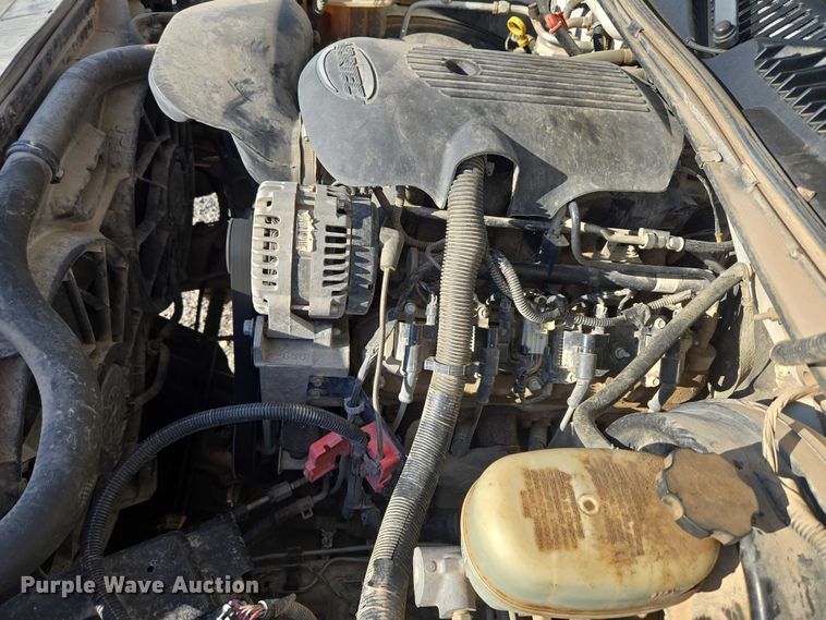 image for item DY0818 2005 Chevrolet Silverado 1500 Crew Cab pickup truck