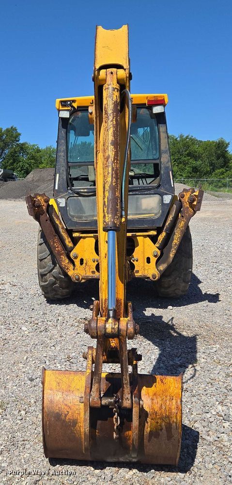 image for item DY0820 1992 John Deere 310D backhoe