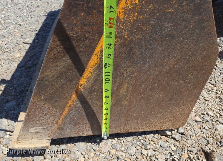 image for item DY0820 1992 John Deere 310D backhoe