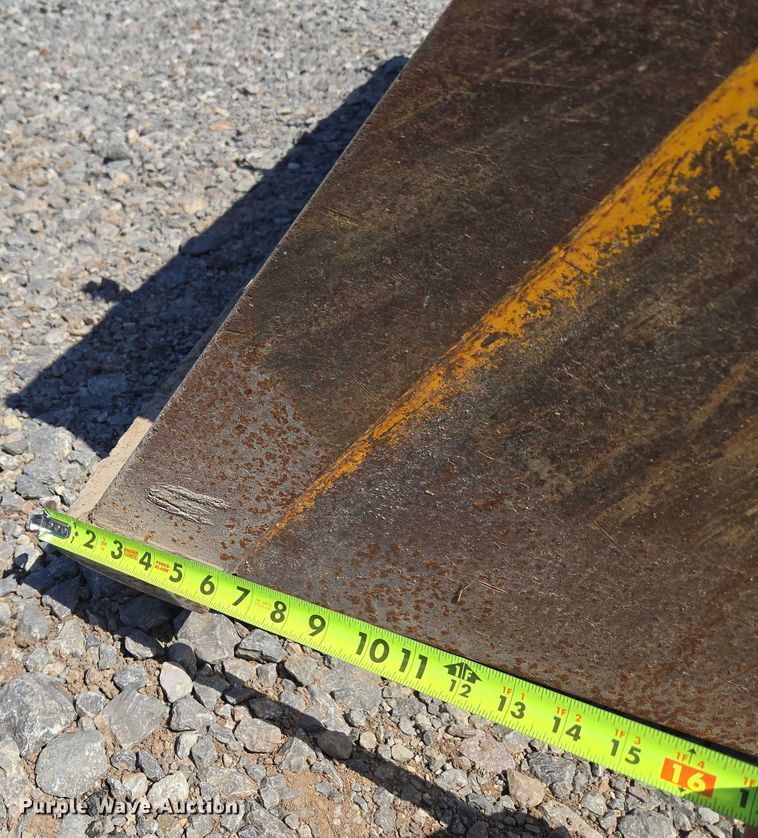 image for item DY0820 1992 John Deere 310D backhoe