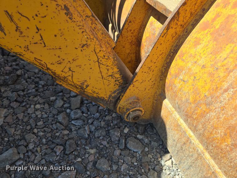 image for item DY0820 1992 John Deere 310D backhoe