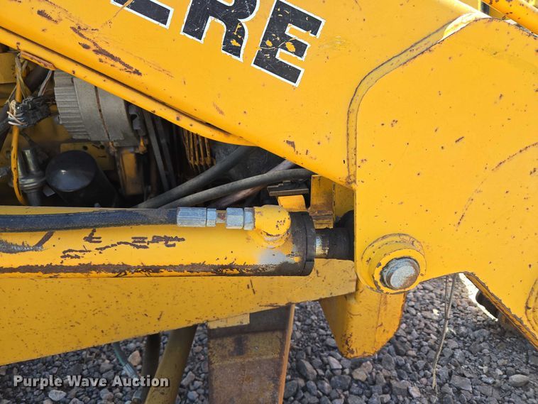 image for item DY0820 1992 John Deere 310D backhoe