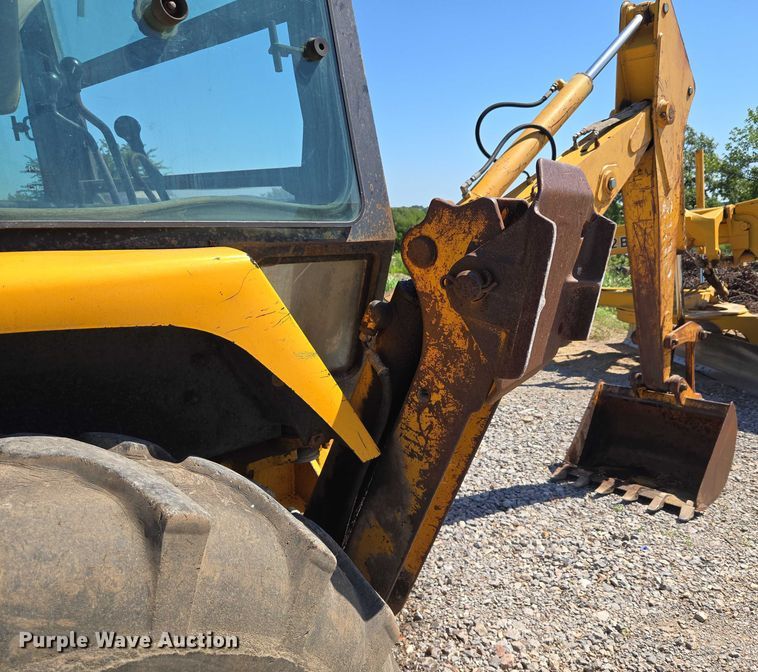 image for item DY0820 1992 John Deere 310D backhoe