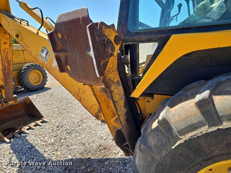image for item DY0820 1992 John Deere 310D backhoe