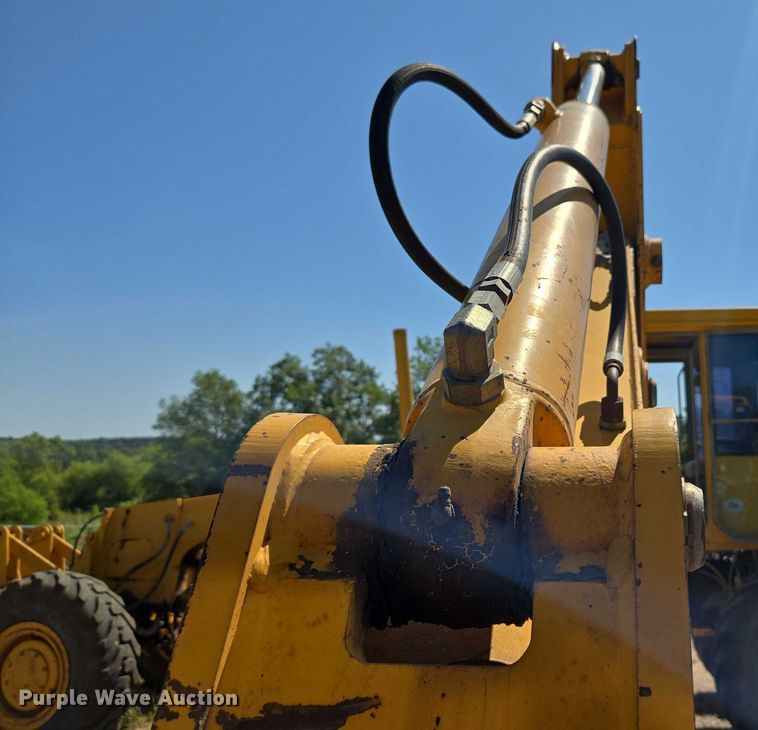 image for item DY0820 1992 John Deere 310D backhoe