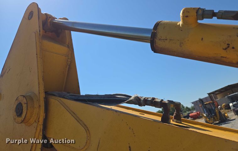 image for item DY0820 1992 John Deere 310D backhoe