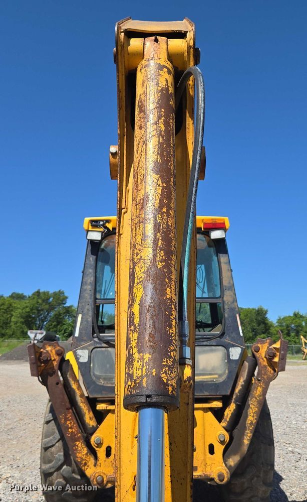 image for item DY0820 1992 John Deere 310D backhoe