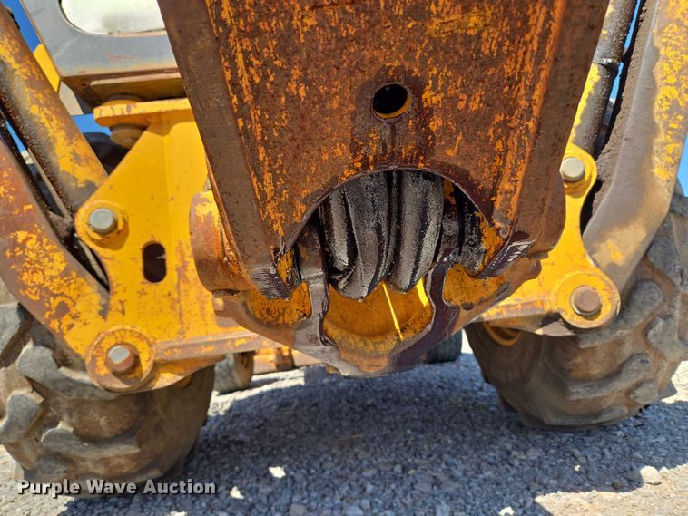 image for item DY0820 1992 John Deere 310D backhoe