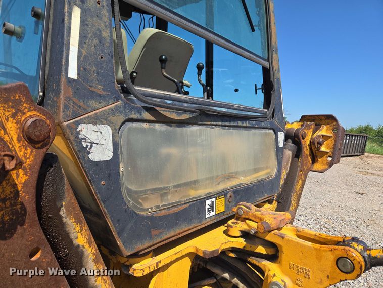 image for item DY0820 1992 John Deere 310D backhoe