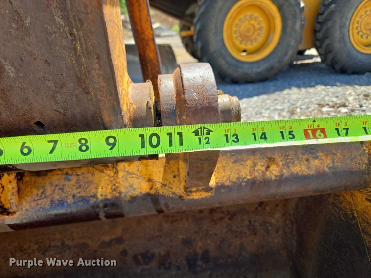 image for item DY0820 1992 John Deere 310D backhoe