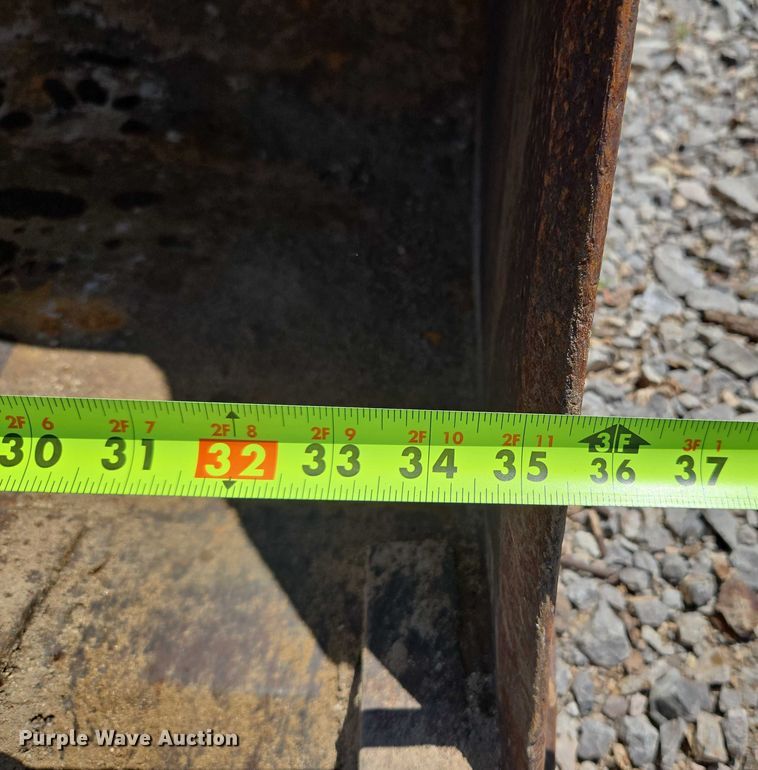 image for item DY0820 1992 John Deere 310D backhoe