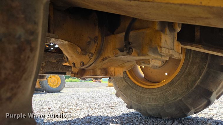 image for item DY0820 1992 John Deere 310D backhoe