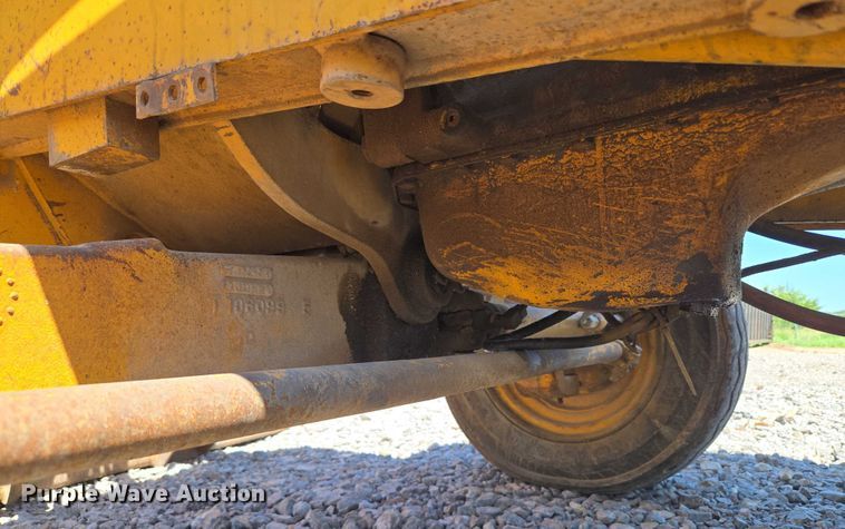 image for item DY0820 1992 John Deere 310D backhoe