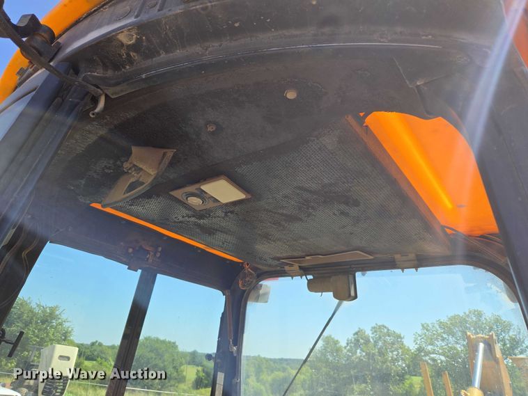 image for item DY0820 1992 John Deere 310D backhoe