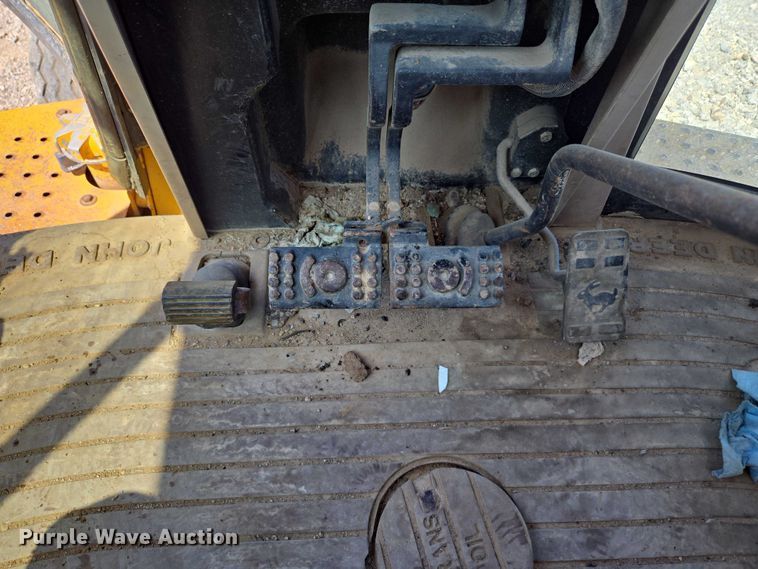 image for item DY0820 1992 John Deere 310D backhoe