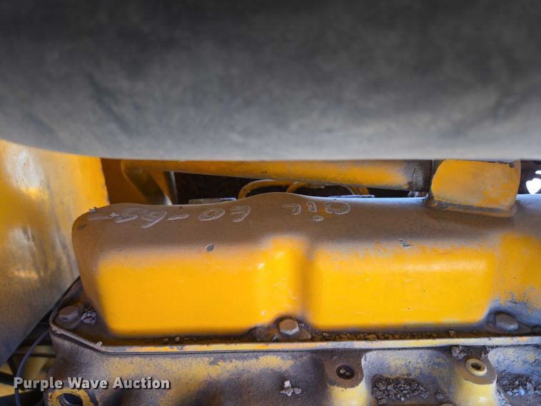 image for item DY0820 1992 John Deere 310D backhoe