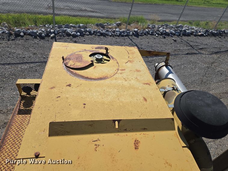 image for item DY0821 Ferguson SP912 pneumatic roller