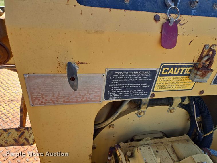 image for item DY0821 Ferguson SP912 pneumatic roller