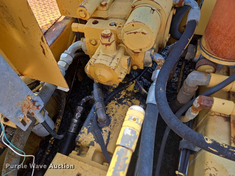 image for item DY0821 Ferguson SP912 pneumatic roller