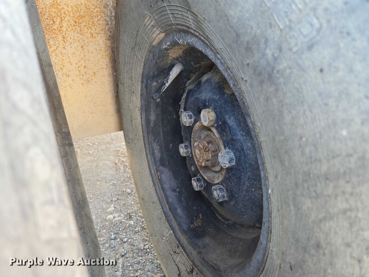 image for item DY0821 Ferguson SP912 pneumatic roller