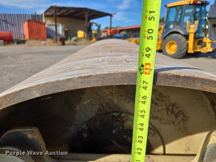 image for item DY0822 Ingersoll Rand SD-77DX TF single drum vibratory roller