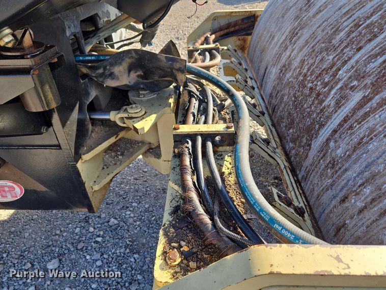 image for item DY0822 Ingersoll Rand SD-77DX TF single drum vibratory roller