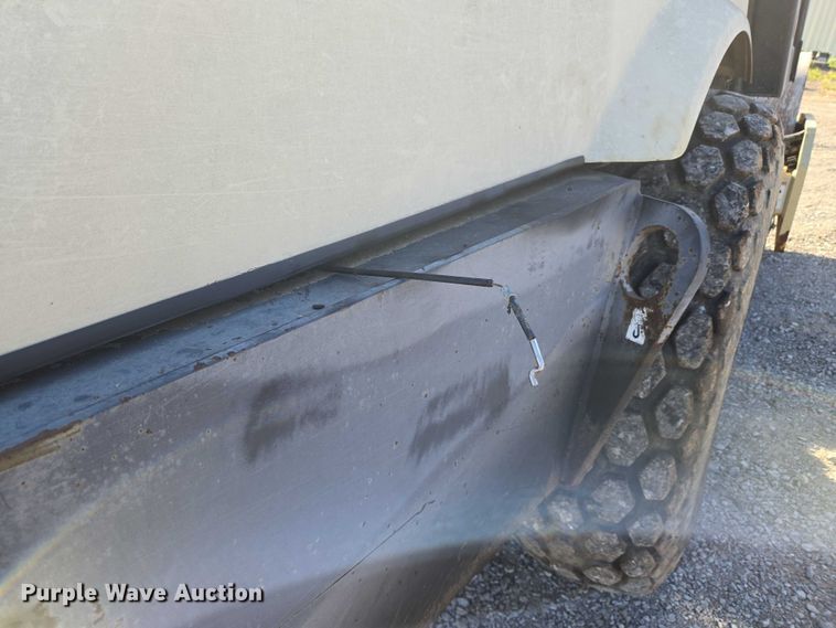 image for item DY0822 Ingersoll Rand SD-77DX TF single drum vibratory roller