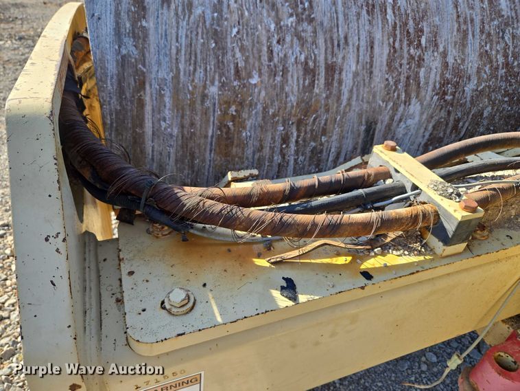 image for item DY0822 Ingersoll Rand SD-77DX TF single drum vibratory roller