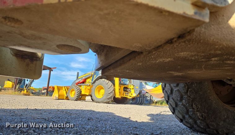 image for item DY0822 Ingersoll Rand SD-77DX TF single drum vibratory roller